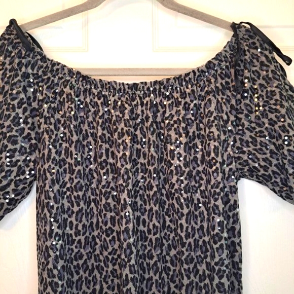 Express Leopard Print Cold Shoulder Cutout Sequin Blouse Size Small - Picture 3 of 9